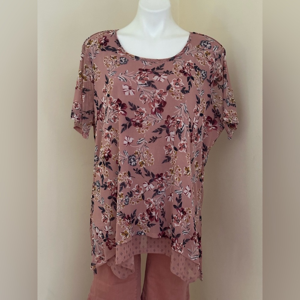 Croft & Barrow Floral, Pink, Blue & Yellow, Short Sleeve Tunic Sz. 1X